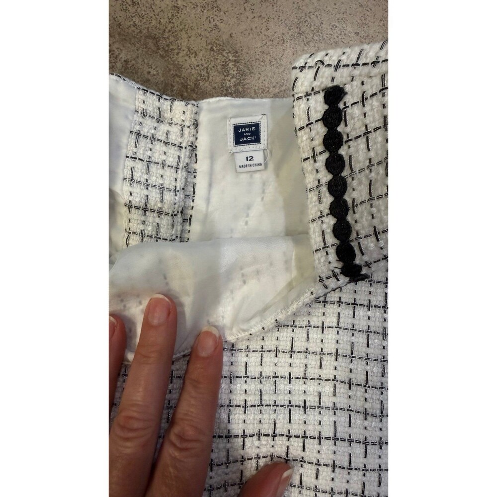 Janie and Jack Tweed Shift Dress Size 12 from the black and white belle line - Picture 4 of 8